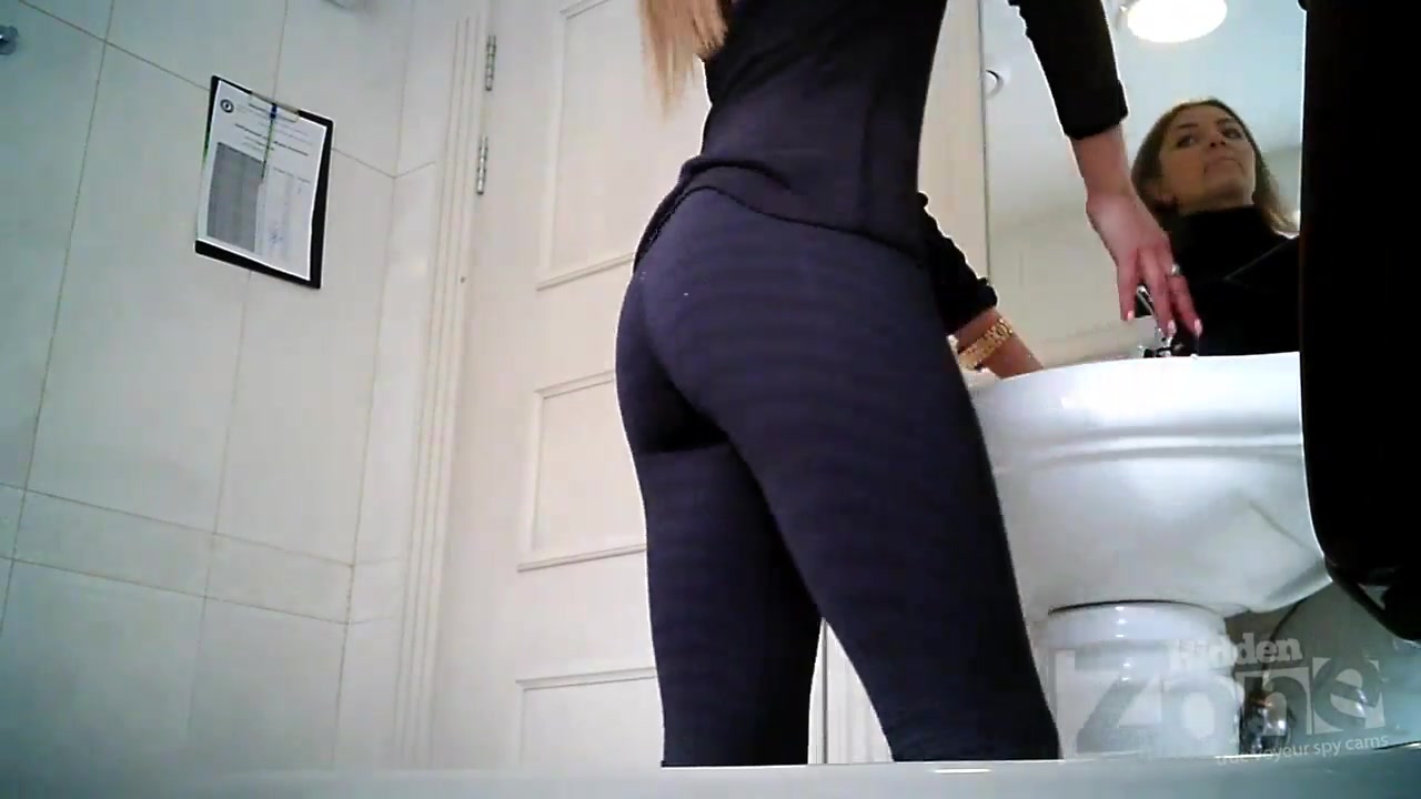 Sneaky Peek at a Stunning Beauty's Private Moment