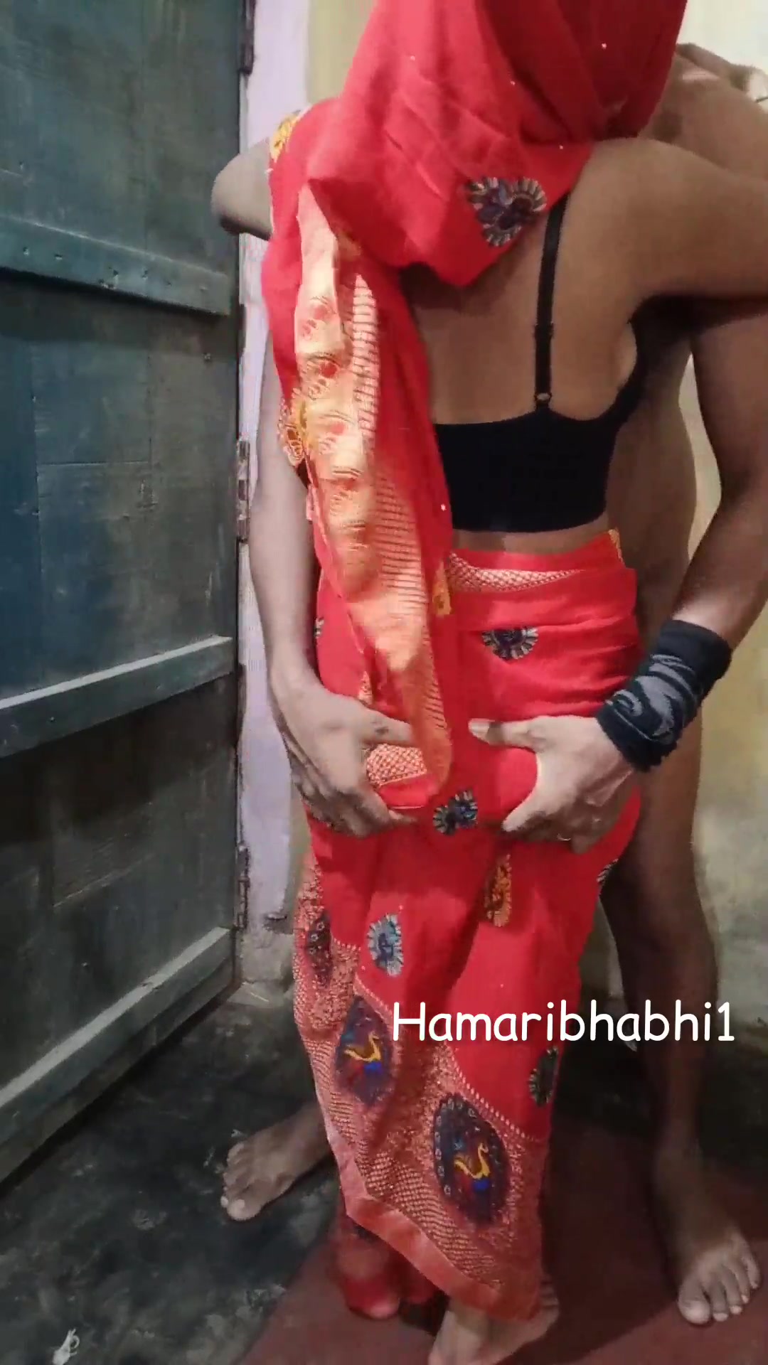 Seductive Indian Beauty's Steamy Reunion with Ex in Saree