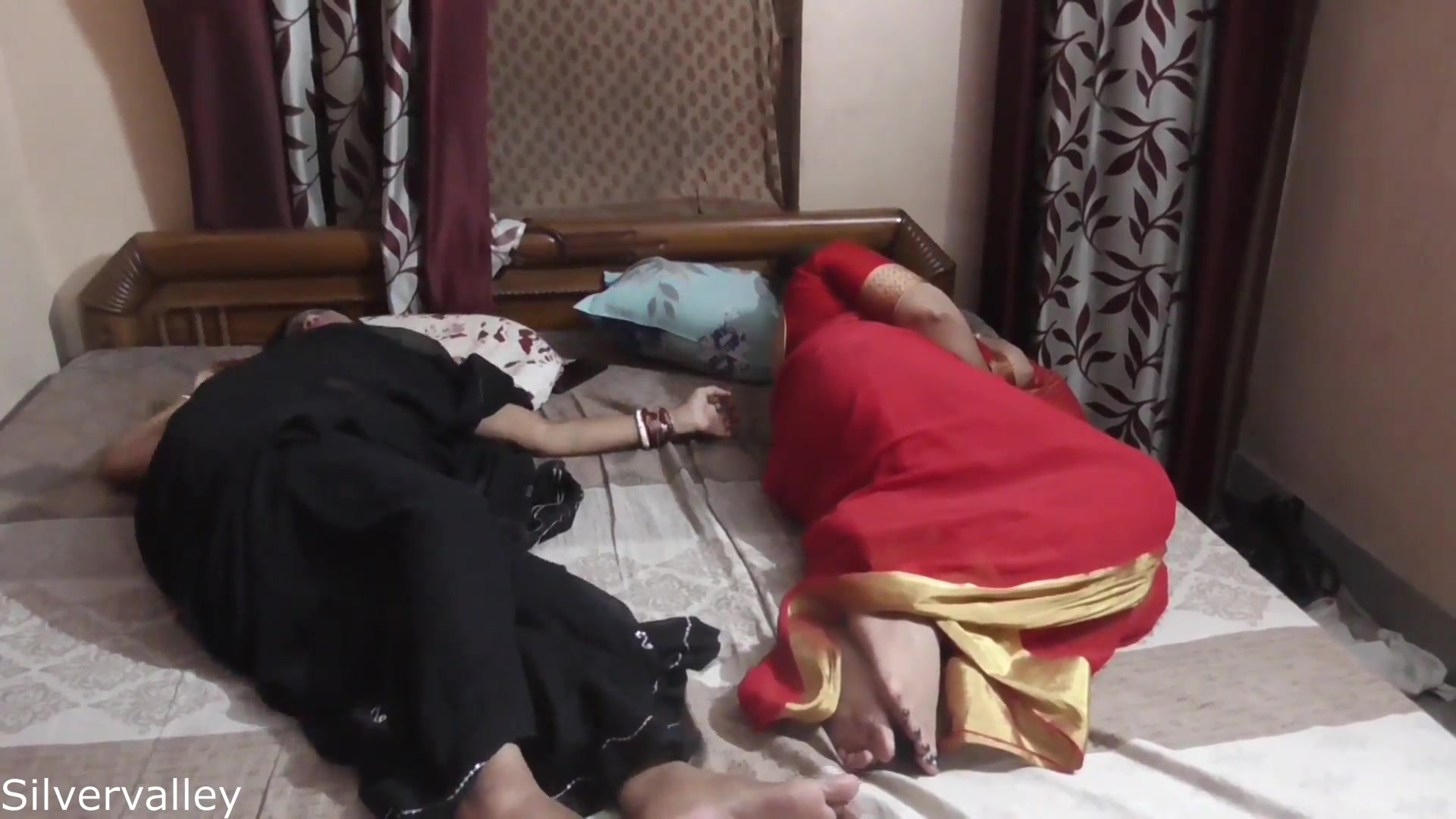 Desi Hot Bhabi & Sexy Aunty in Wild Threesome with Young Stud!