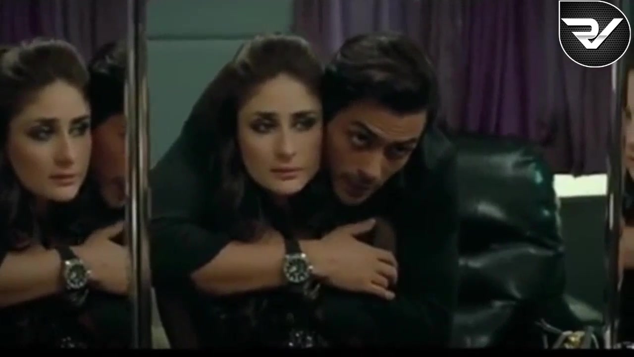 Kareena Kapoor's Steamy Action Scene!