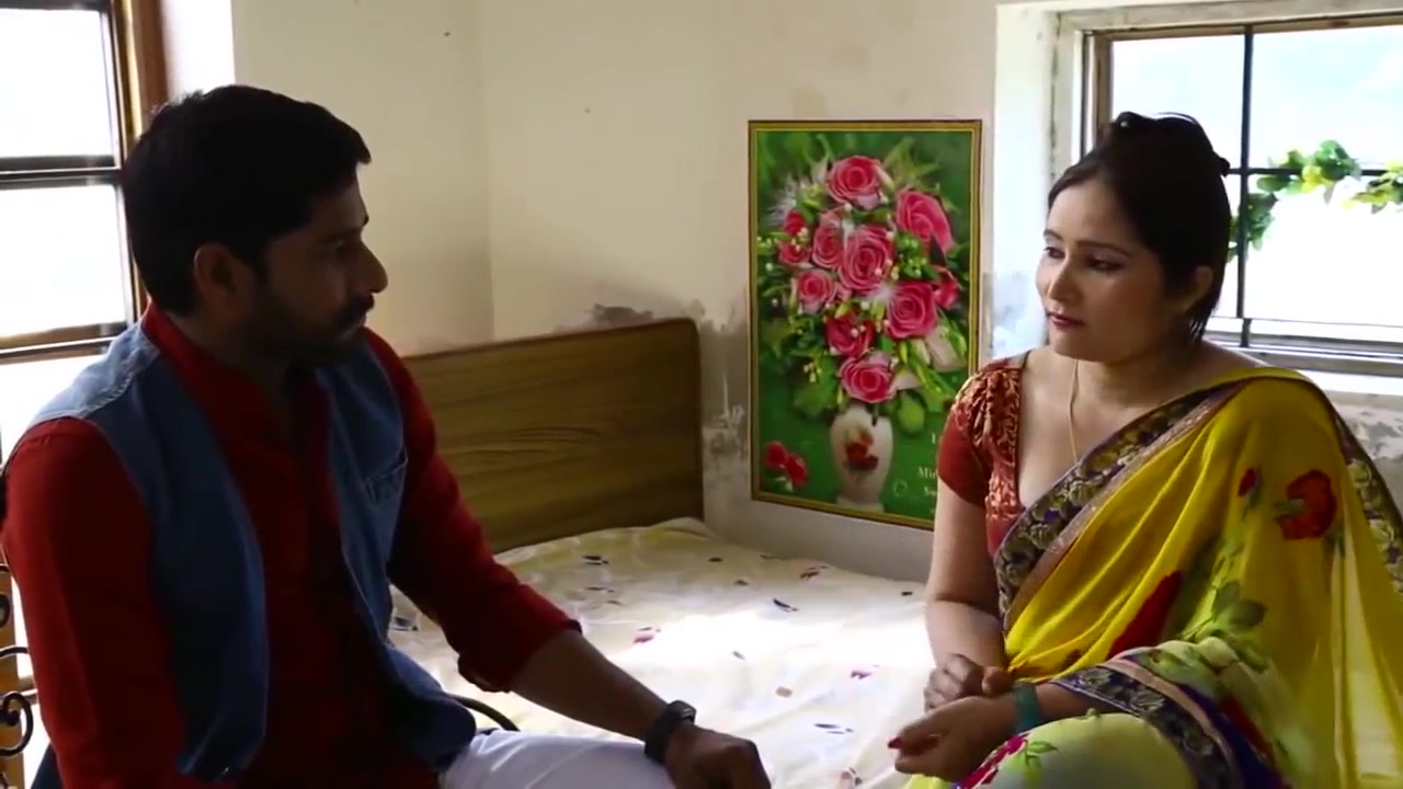 Sizzling Hindi Village Bhabhi's Steamy Romance!