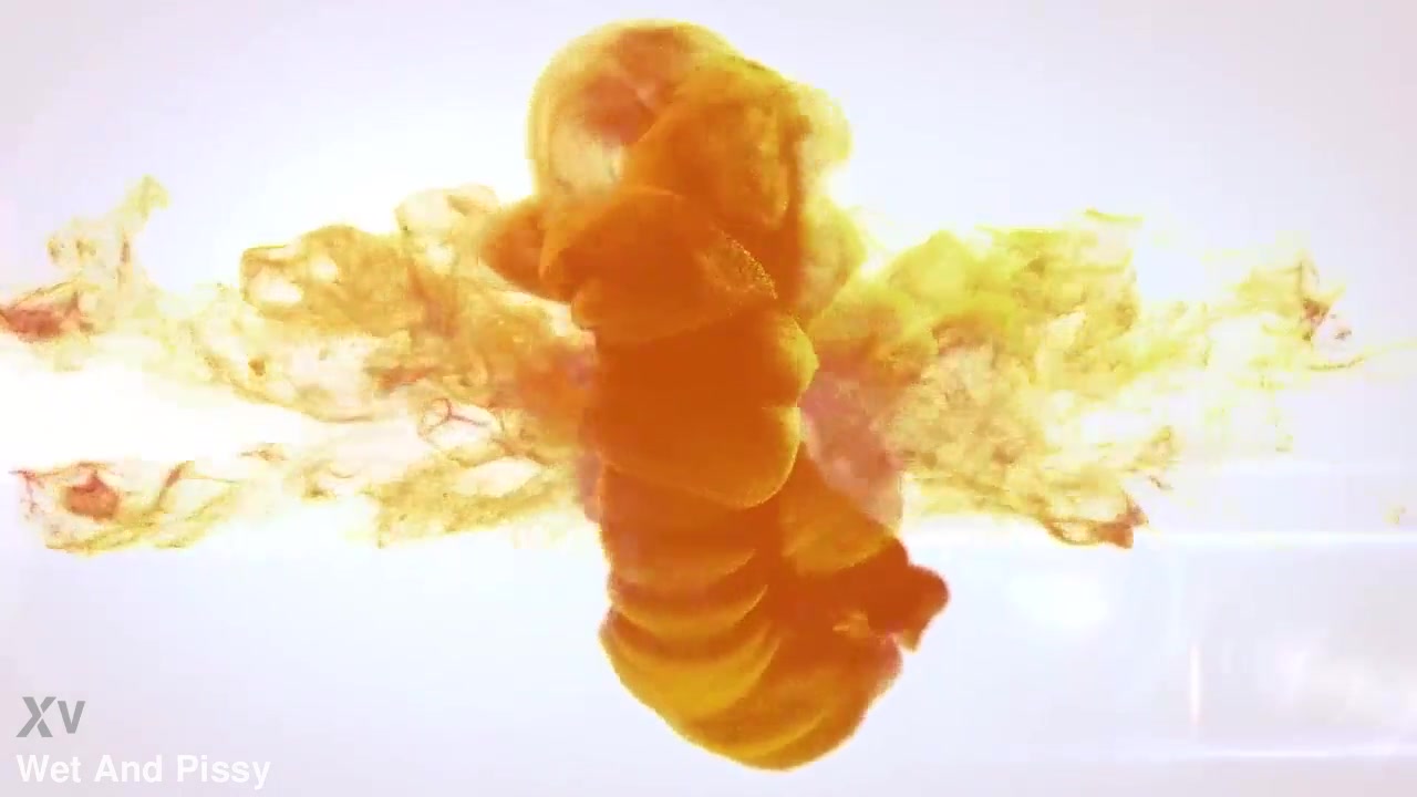 Wetandpissy - Sissy Soaks Her Pants in Pee!