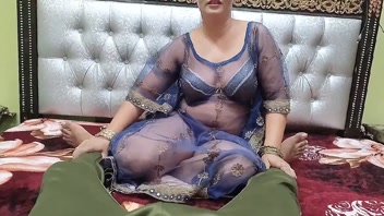 Desi Bhabhi's Wild Blowjob & Forbidden Fun with Brother-in-Law! Hindi Audio