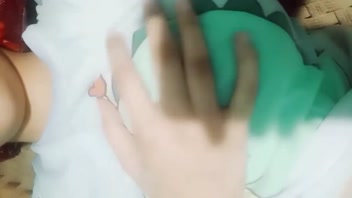 Hot Indian Bride's Sensual Nude Fingering Video